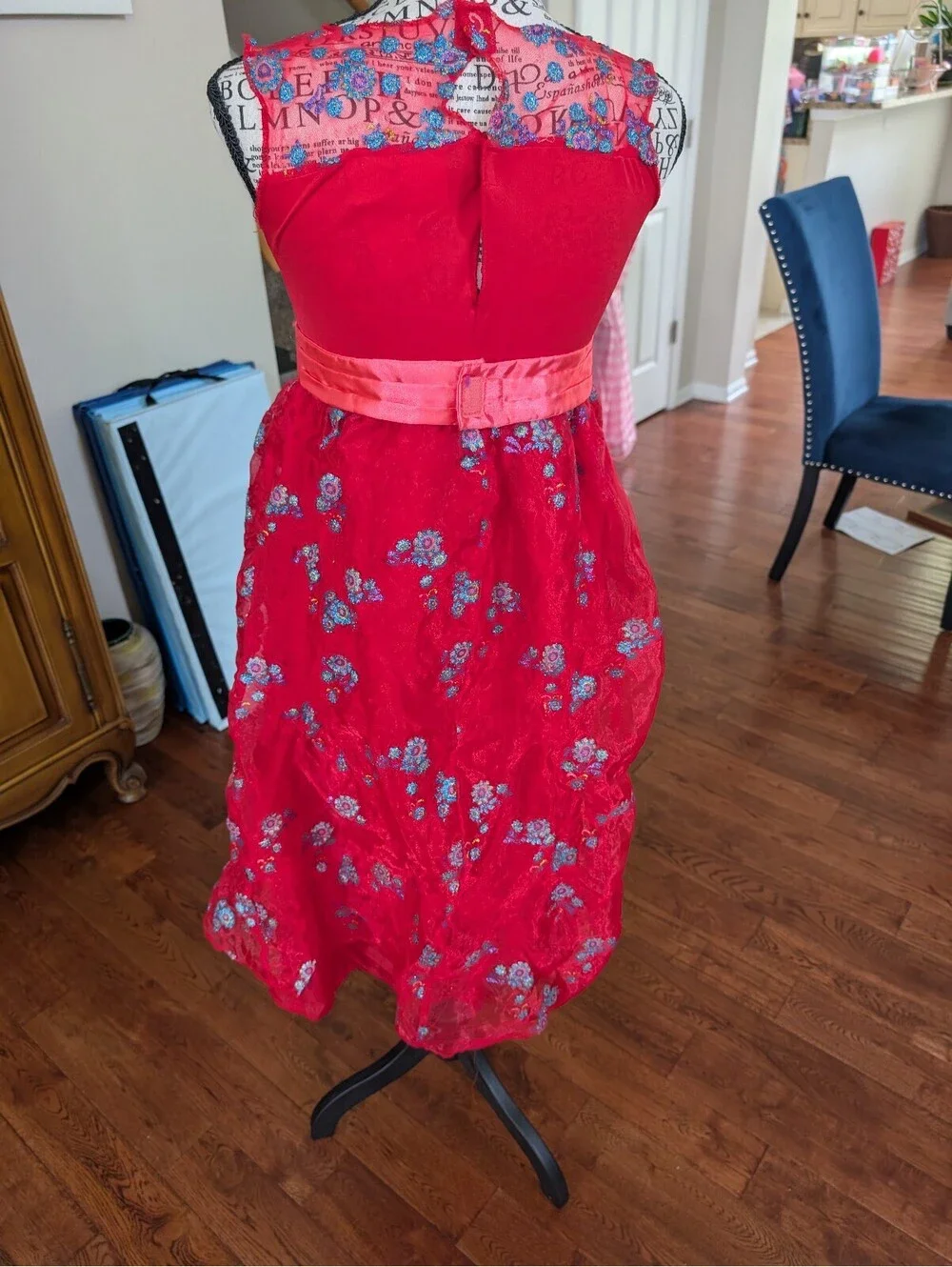 Disney Elena of Avalor Girl's Costume Dress Size M (7-8)